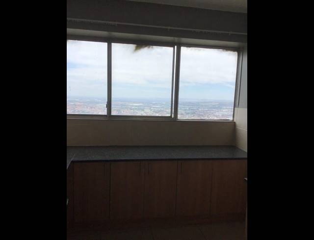 1 BEDROOM PROPERTY TO RENT IN BEREA